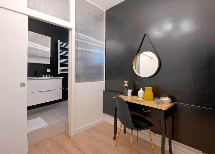 Modern Studio For 3 Appartement *